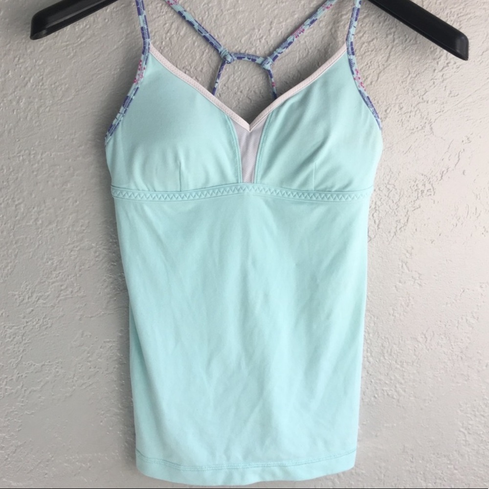 Lululemon tank